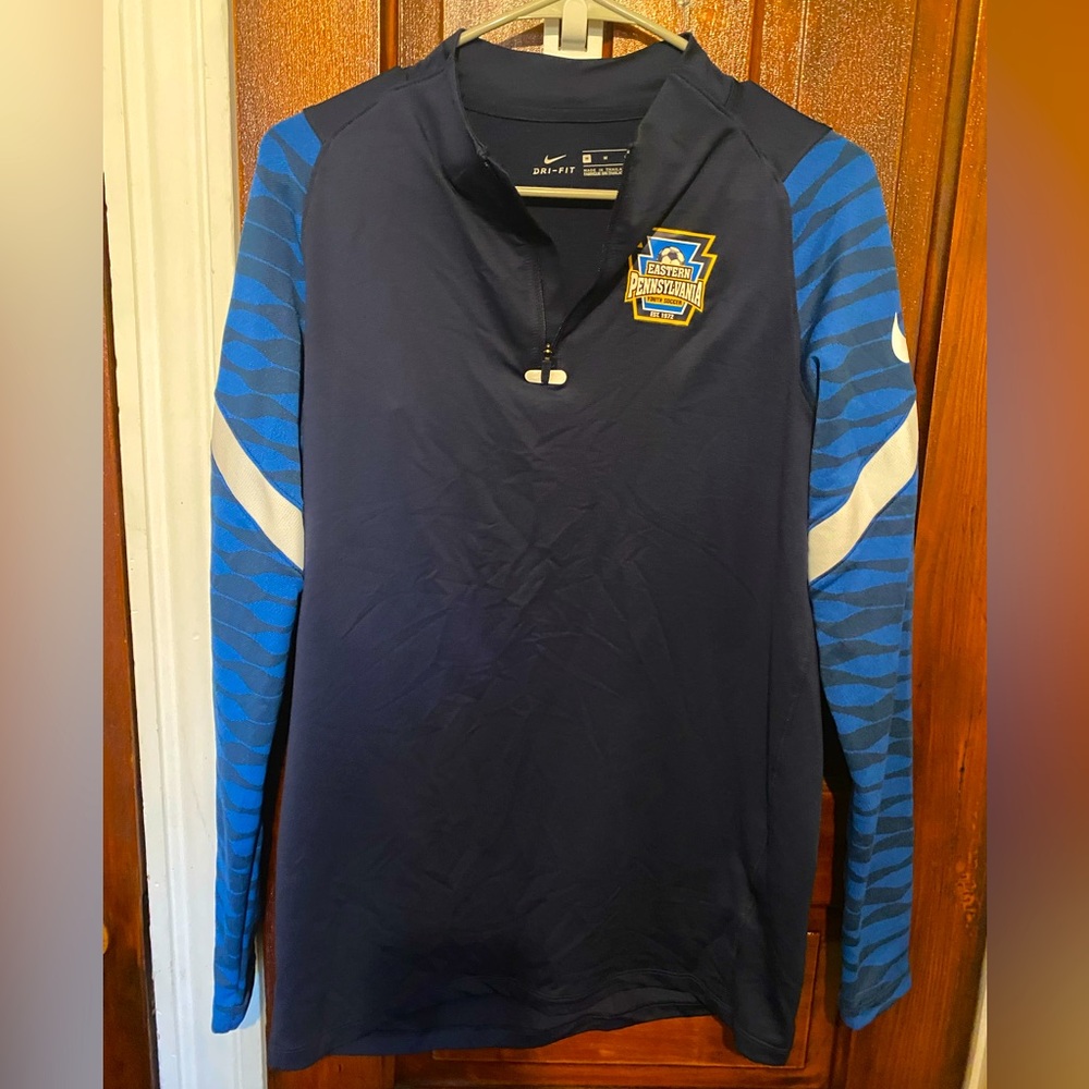 Nike Men’s Medium 1/4 Zip EPYSA